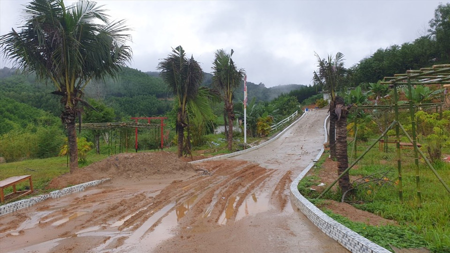 Mặc dù chủ đầu tư dự án Ecozone xin cải tạo đất nhưng thực chất là xây loạt công trình không phép. Ảnh CC