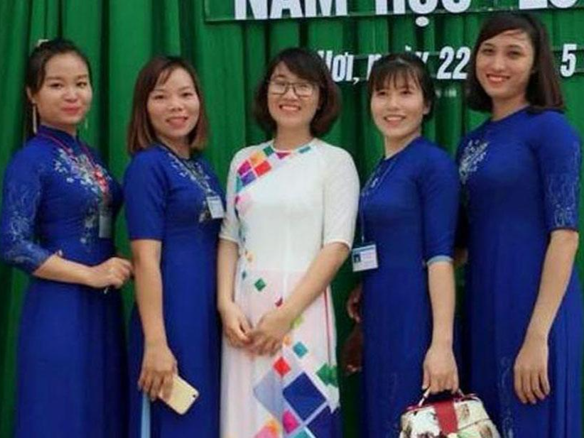 Chị Thanh (bìa phải) chia sẻ mong muốn hiến tạng và được 3 cô giáo cùng trường hưởng ứng tham gia - Ảnh: NVCC