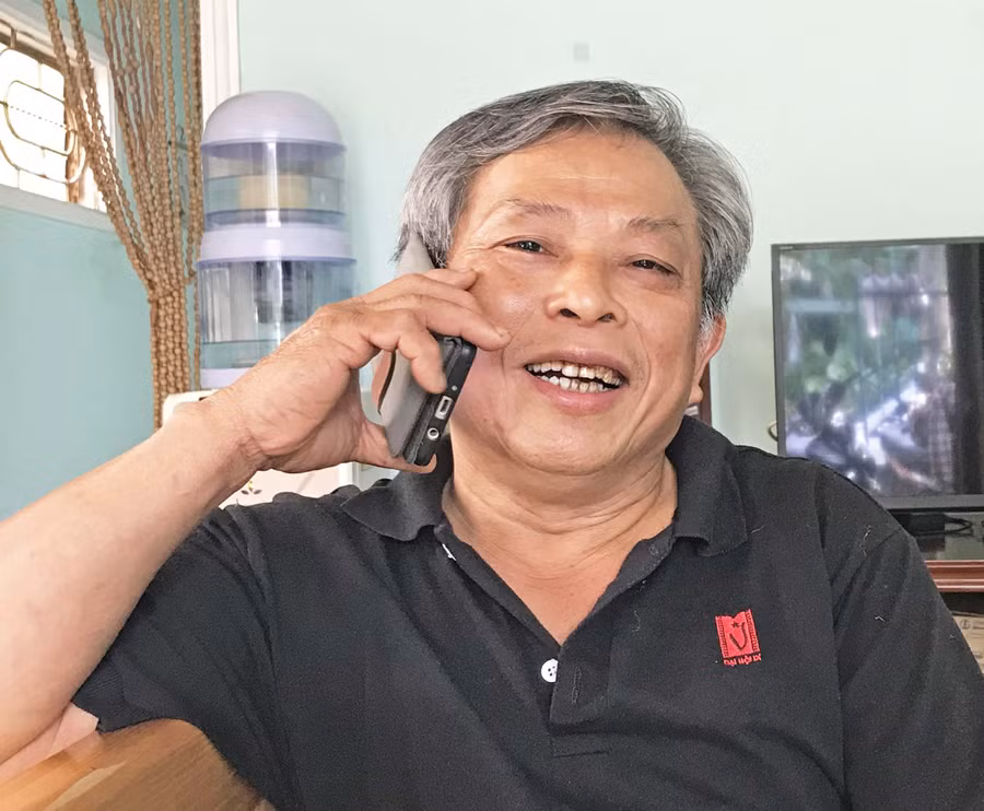  Nhà thơ Phạm Đức Long. ảnh: Văn Công Hùng