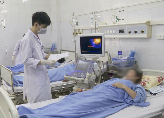 Các bệnh nhân đang được điều trị tại Bệnh viện Đa khoa tỉnh Thanh Hóa hiện đã qua cơn nguy kịch - Ảnh Tuấn Minh Các bệnh nhân đang được điều trị tại Bệnh viện Đa khoa tỉnh Thanh Hóa hiện đã qua cơn nguy kịch - Ảnh Tuấn Minh