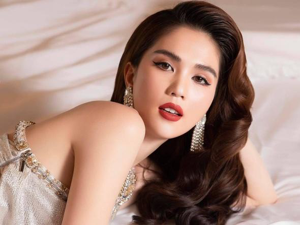 Ngọc Trinh nhận đề cử Nữ diễn viên xuất sắc với vai diễn trong web-drama Chị mẹ học yêu. Ảnh: Chụp màn hình