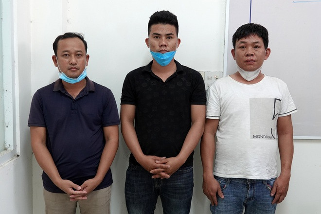 Nhóm người liên quan đến hành vi bắt cóc em T. Ảnh: Như Ý Nhóm người liên quan đến hành vi bắt cóc em T. Ảnh: Như Ý