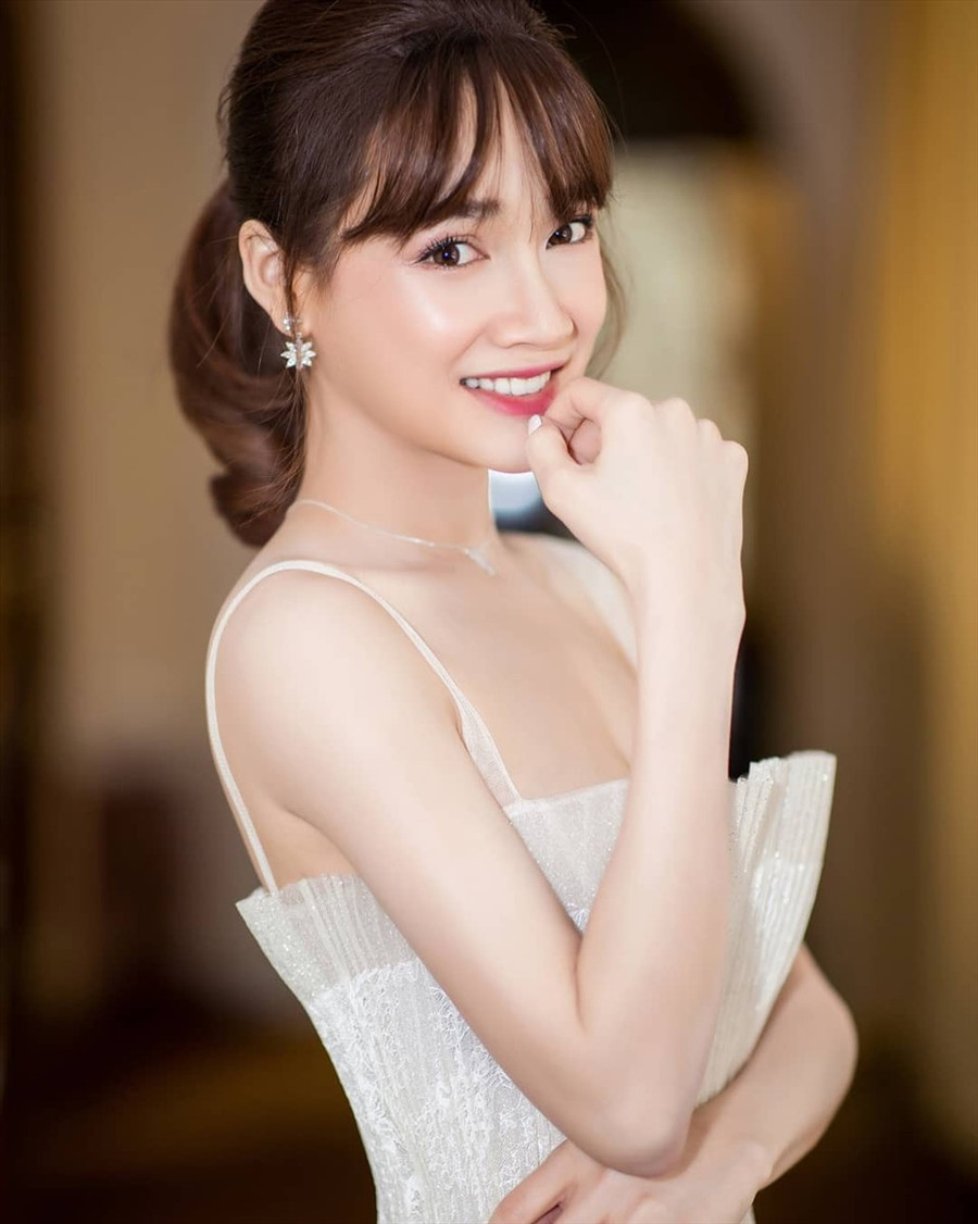 Nhã Phương từng bị đạo diễn phim “1990” tố mắc bệnh ngôi sao. Ảnh: NVCC Nhã Phương từng bị đạo diễn phim “1990” tố mắc bệnh ngôi sao. Ảnh: NVCC