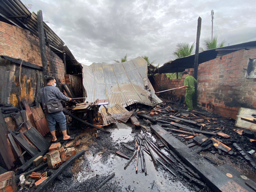 Hiện trường vụ hỏa hoạn. Ảnh: Như Loan