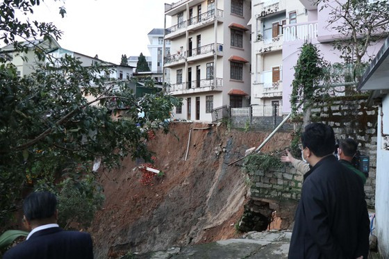  Hiện trường vụ sạt lở. Ảnh: ĐOÀN KIÊN