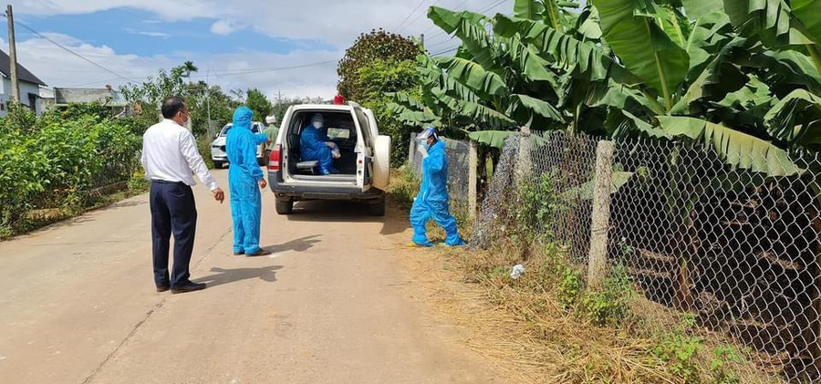 Tìm bệnh nhân Covid-19 trốn khỏi khu cách ly Covid-19 ở H.Lâm Hà. Ảnh: CTV