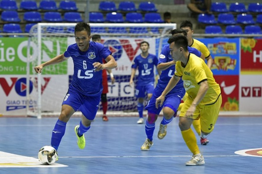 Câu lạc bộ Thái Sơn Nam (áo xanh) là ứng viên nặng ký cho chức vô địch. Ảnh: VFF