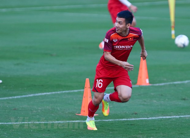  Hùng Dũng trở lại tuyển Việt Nam sau 2 năm vắng mặt vì chấn thương gãy chân ở V-League. (Ảnh: PV/Vietnam+)