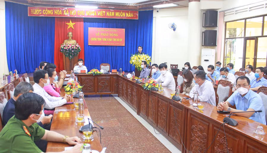 1- Quang cảnh lễ phát động. Ảnh: Mộc Trà