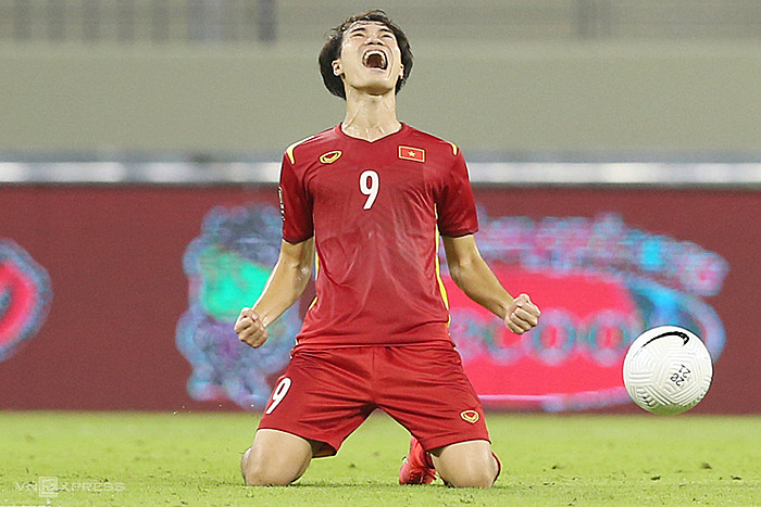 Văn Toàn rất có duyên khi gặp Nhật Bản. Ảnh: VNExpress