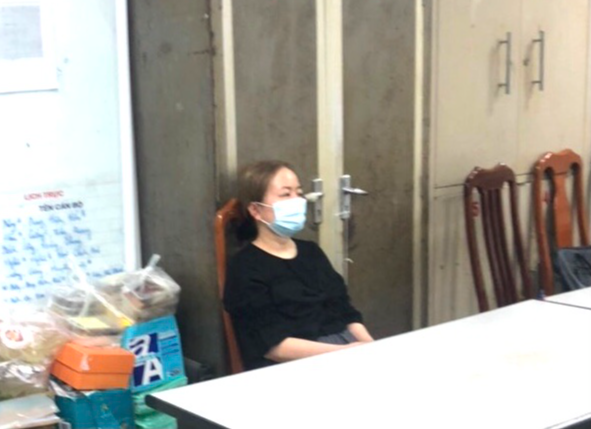 Bị can Nguyễn Thị Loan tại cơ quan công an - Ảnh: Công an cung cấp