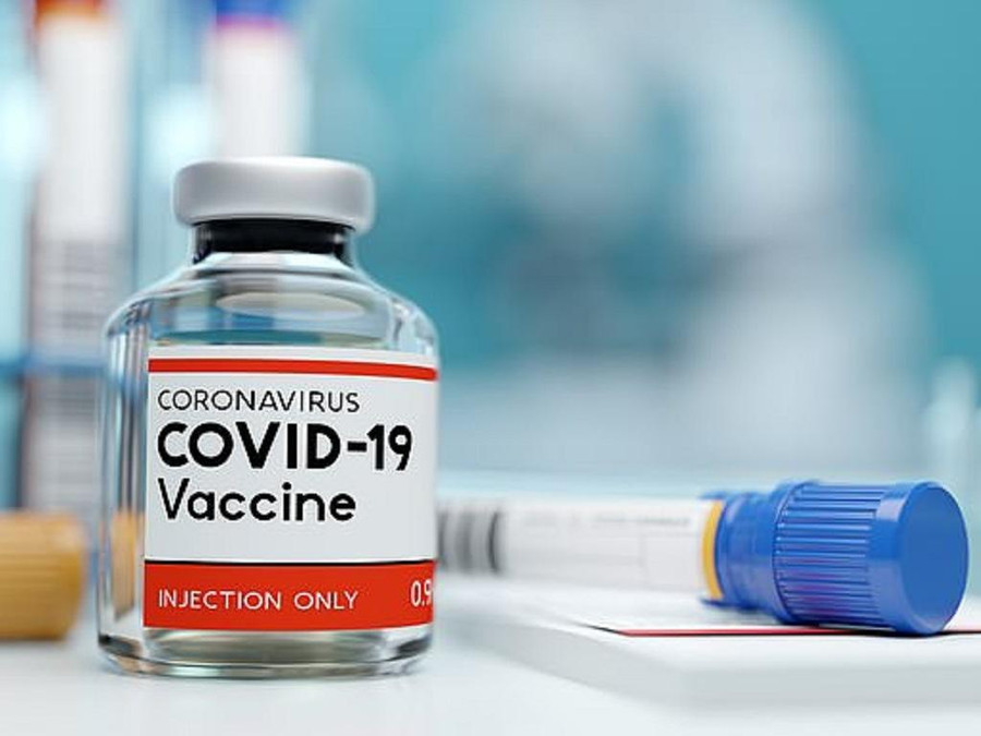 Dù đã tiêm 4 mũi vắc xin Covid-19 nhưng một người phụ nữ ở Đài Loan (Trung Quốc) vẫn nhiễm Covid-19. Ảnh: Shutterstock