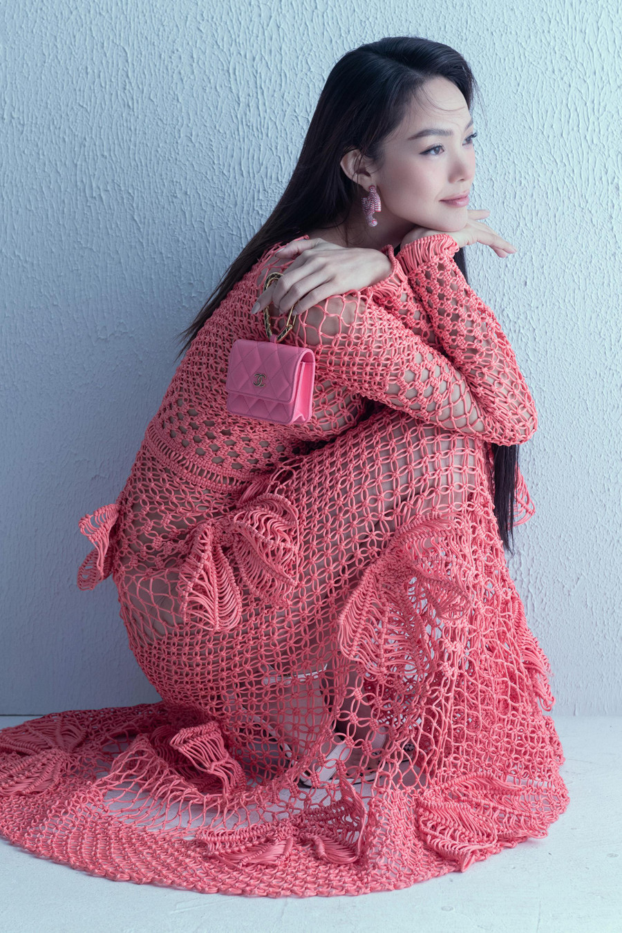 Sau khi đăng tải bộ ảnh này, Minh Hằng nhận được nhiều lời khen 