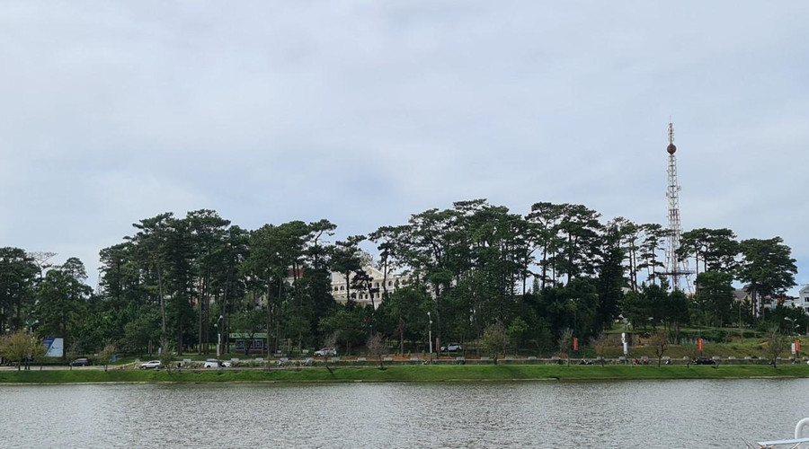 Toàn cảnh Công viên Xuân Hương hiện hữu. Ảnh: Lâm Viên