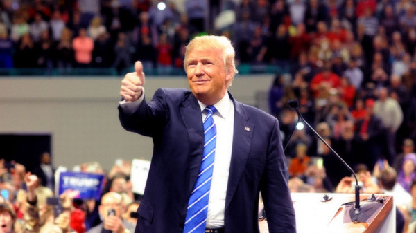 Tổng thống Donald Trump đã gửi thư mời Thủ tướng Nguyễn Xuân Phúc sang thăm Hoa Kỳ