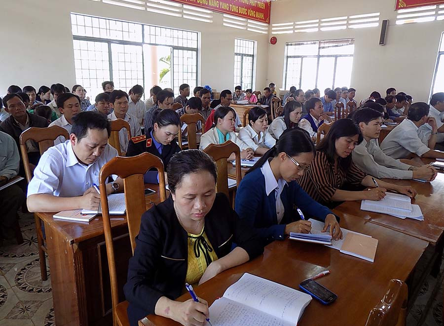 Cán bộ trẻ trong hệ thống chính trị huyện Mang Yang. Ảnh: T.N Cán bộ trẻ trong hệ thống chính trị huyện Mang Yang. Ảnh: T.N