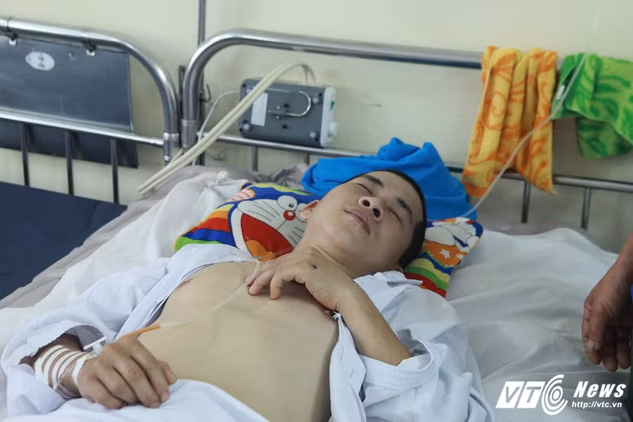 Chàng trai người dân tộc Nùng bất chấp tính mạng để cứu 2 phụ nữ tự tử trên đường ray.