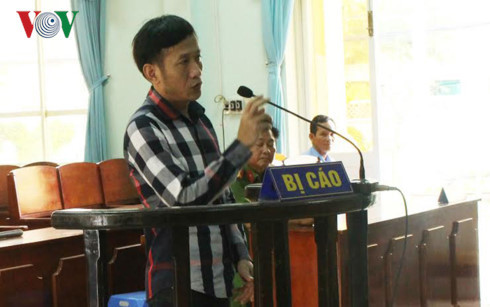 Bị cáo Linh tại tòa Bị cáo Linh tại tòa