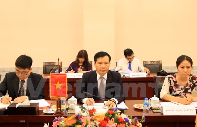 Đoàn đại biểu Văn phòng Trung ương Đảng Cộng sản Việt Nam