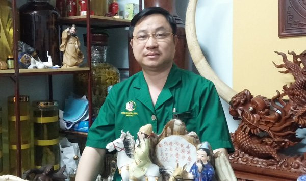 TS Phùng Tuấn Giang TS Phùng Tuấn Giang