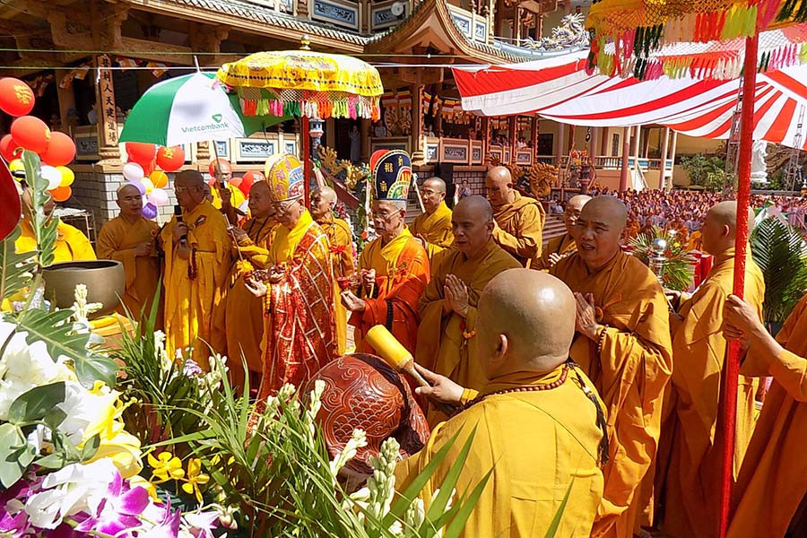Cử hành nghi lễ cầu nguyện hòa bình, quốc thái, dân an tại Đại lễ Phật đản. Ảnh: T.N Cử hành nghi lễ cầu nguyện hòa bình, quốc thái, dân an tại Đại lễ Phật đản. Ảnh: T.N
