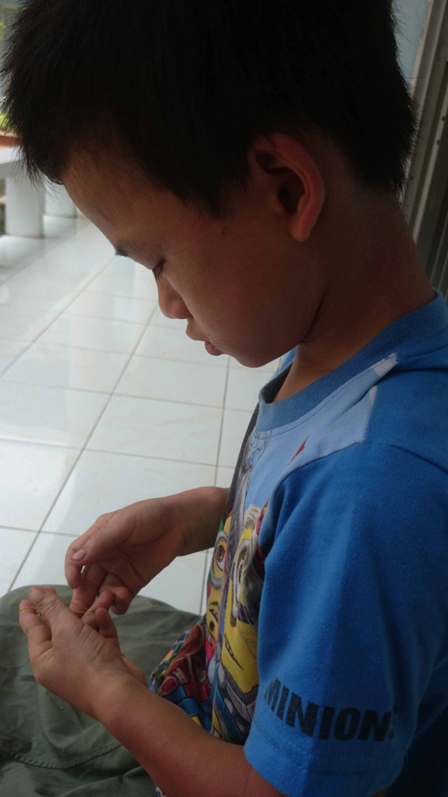 Cháu Bế Minh Cường (10 tuổi, quê Thái Nguyên) được tìm thấy khi lưu lạc ở một xã thuộc địa bàn tỉnh Long An (giáp Campuchia).