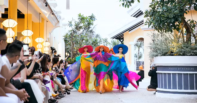 Khoảnh khắc lịch sử khi 