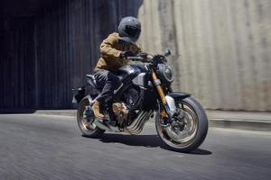 Lỗi cần chuyển số, Honda Việt Nam triệu hồi 69 mô tô phân khối lớn