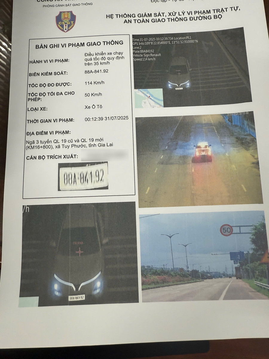 Phương tiện chạy qua khu vực ngã ba quốc lộ với vận tốc 114 km/h. Ảnh: ĐVCC 2.jpg