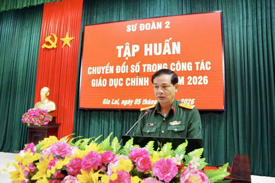 dai-ta-le-sy-hung-chinh-uy-su-doan-2.jpg