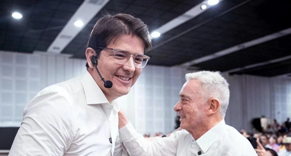 Ứng cử viên Tổng thống Colombia Miguel Uribe bị bắn trọng thương | Báo Gia Lai điện tử