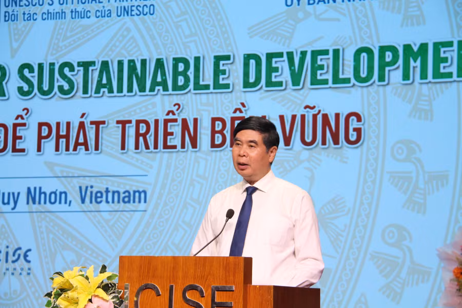 pho-chu-tich-tinh-giang.jpg