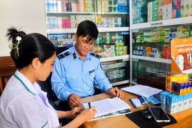 Đội Quản lý thị trường số 9 (Chi cục Quản lý thị trường tỉnh) đã triển khai kiểm tra chuyên đề đối với hoạt động kinh doanh dược
