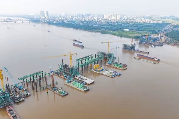 Cầu Trần Hưng Đạo thi công 'thần tốc', dựng vòm thép chỉ sau 8 tháng khởi công