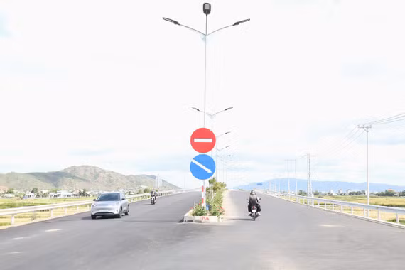 Dự án tuyến đường ven biển, đoạn Cát Tiến - Diêm Vân: Tăng tốc những chặng cuối