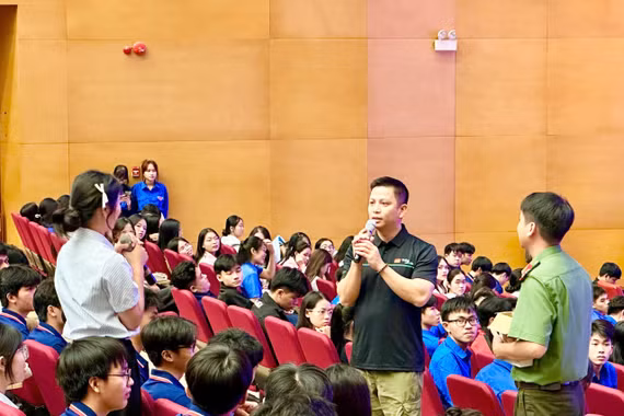Không có “vùng trống” pháp luật trên mạng xã hội - Kỳ cuối: Tạo “đề kháng số” cho người dùng