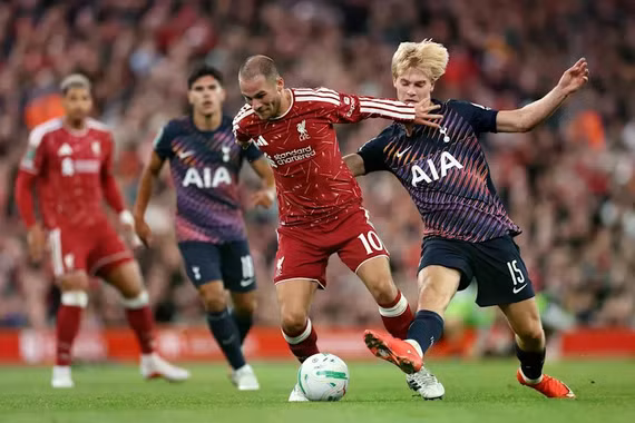 Highlight: Liverpool hạ Tottenham 3-1, Szoboszlai chốt hạ vé vào vòng 4