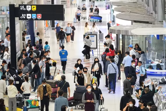 Thái Lan điều tra vụ bỏ rơi hàng chục sinh viên đi du lịch Trung Quốc