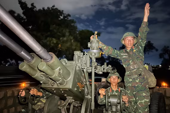 Luyện giỏi, hiệp đồng chặt, sẵn sàng chiến đấu