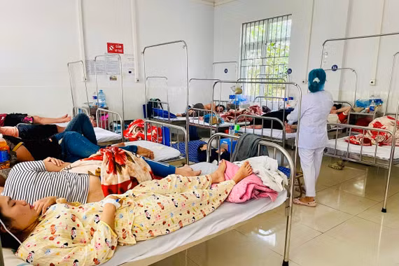 Sáng 26-8, số người nhập viện do ăn bánh mì tại An Khê tăng lên 151 người.