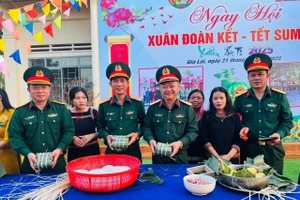 Ngày hội Xuân đoàn kết-Tết sum vầy ở làng Tung Breng