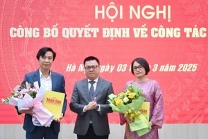 Báo Nhân Dân công bố các quyết định về công tác cán bộ