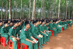 Gia Lai: Tuyên truyền, phổ biến giáo dục pháp luật cho hơn 600 chiến sĩ mới