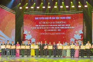 Gia Lai: 7 tác phẩm được trao giải thưởng Sáng tác, quảng bá tác phẩm về chủ đề học và làm theo Bác 