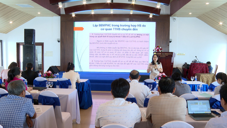 Quang cảnh hội nghị tập huấn. Ảnh: Thanh Sáng tp5.jpg