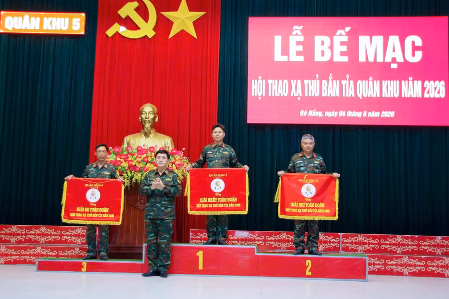 bo-chqs-tinh-gia-lai-xep-thu-3-toan-doan-hoi-thao-xa-thu-ban-tia-quan-khu-5.jpg