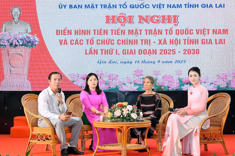 z7024125025741-7ed351bd0a699d00de64fd6b12b20cb0.jpg