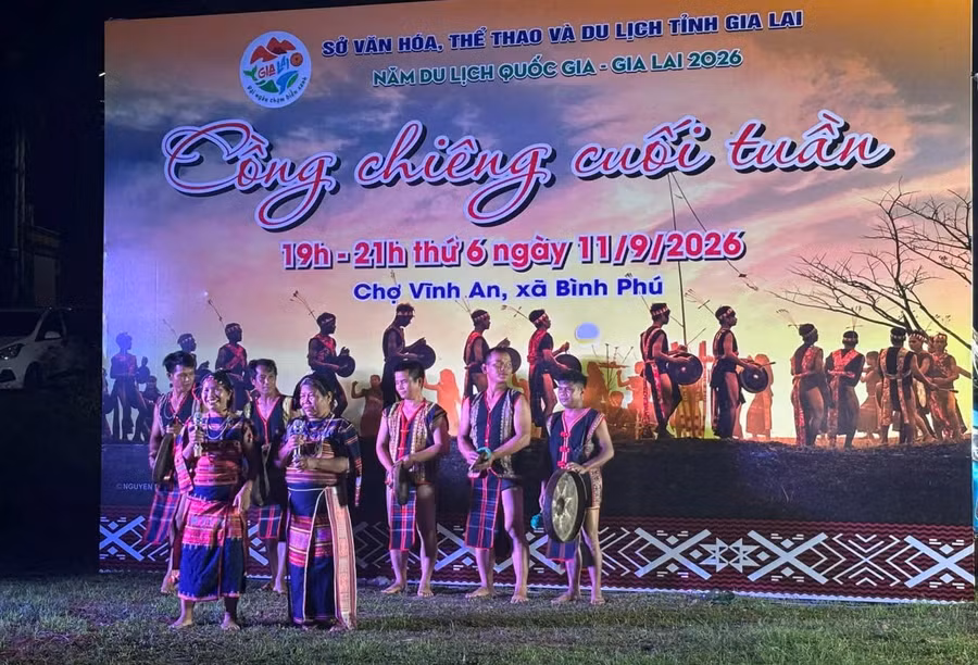 soi-noi-dem-cong-chieng-cuoi-cung-tai-lang-vinh-an.jpg