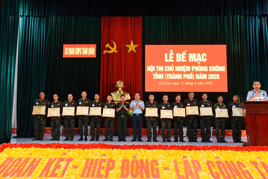 be-mac-hoi-thi-chu-nhiem-phong-khong-tinh-thanh-pho-nam-2026.jpg