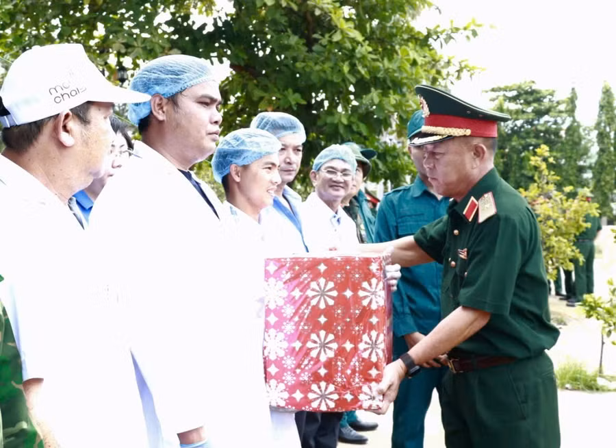 quan-khu-5-tham-dong-vien-luc-luong-tham-gia-chien-dich-500-ngay-dem.jpg